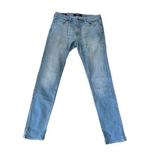 Hollister Men’s 5 pocket blue Jean Skinny Epic Flex light wash size 32x34